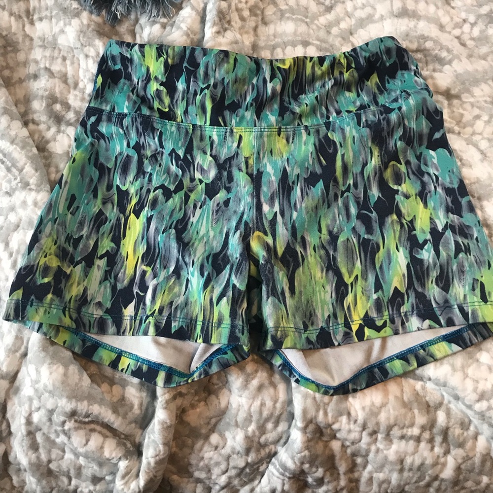 Running shorts